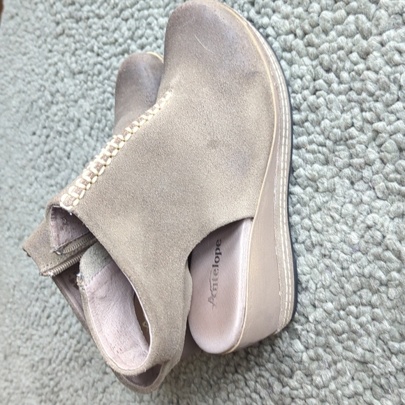 Antelope shoes, size 40, style421 - Picture 2 of 5